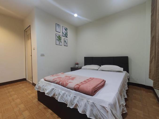 Om Inn Bangkok Dış mekan fotoğraf